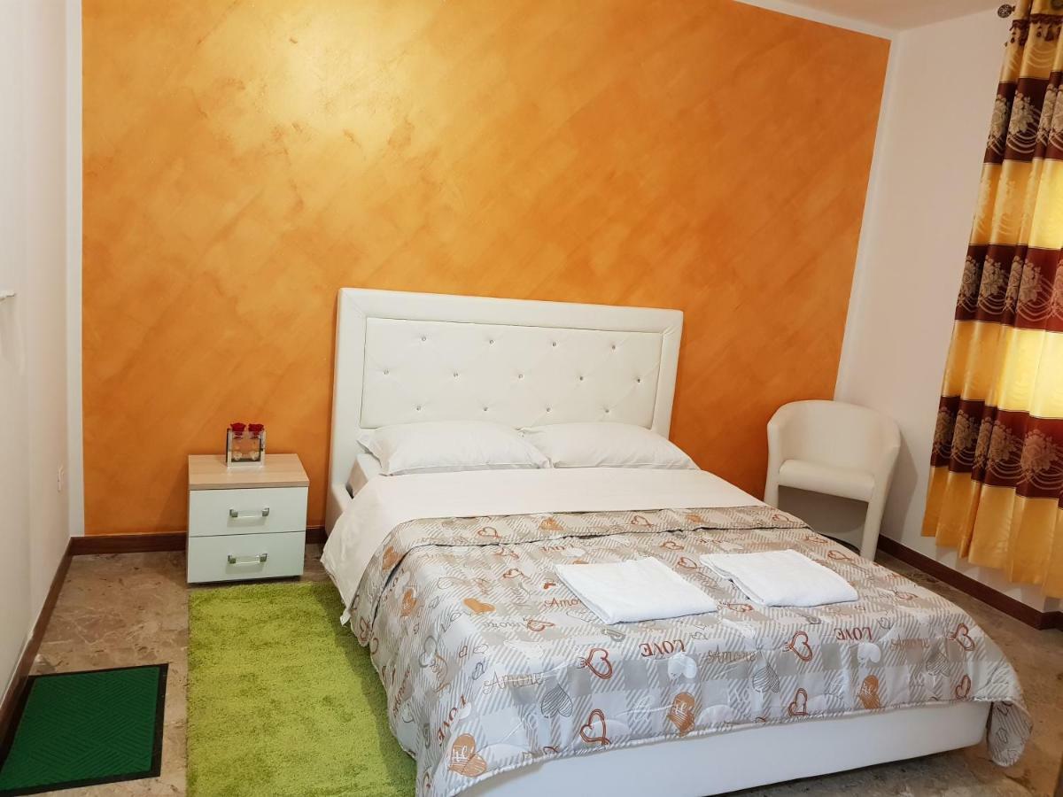 Venice Bnb Hotel Mestre Kültér fotó